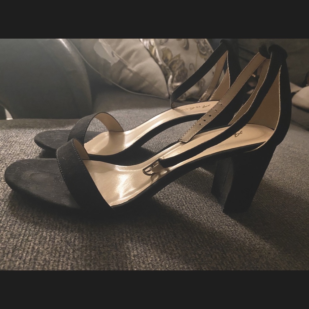 Womens black open toe ankle strap heels